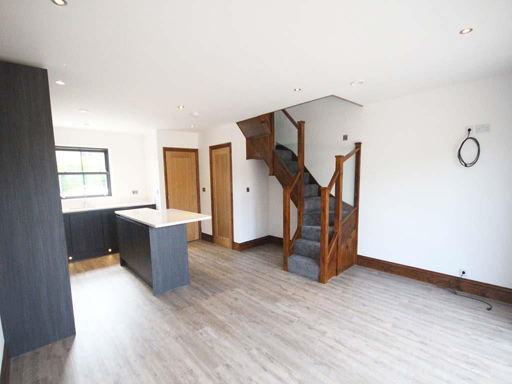 3 bedroom semi-detached house To Let in Barnoldswick - IMG_6388.JPG